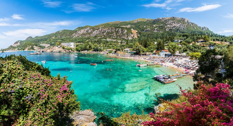 Corfu – Heerlijk genieten in het Noorden van Griekenland Corfu – Heerlijk genieten in het Noorden van Griekenland